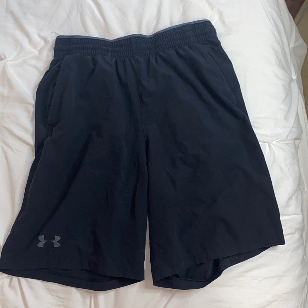 black under armour shorts men's small